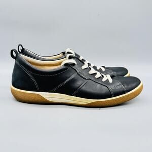 ECCO Shoes Mens 8.5 Black Leather Chase Casual Low Top Walking Sneakers Comfort